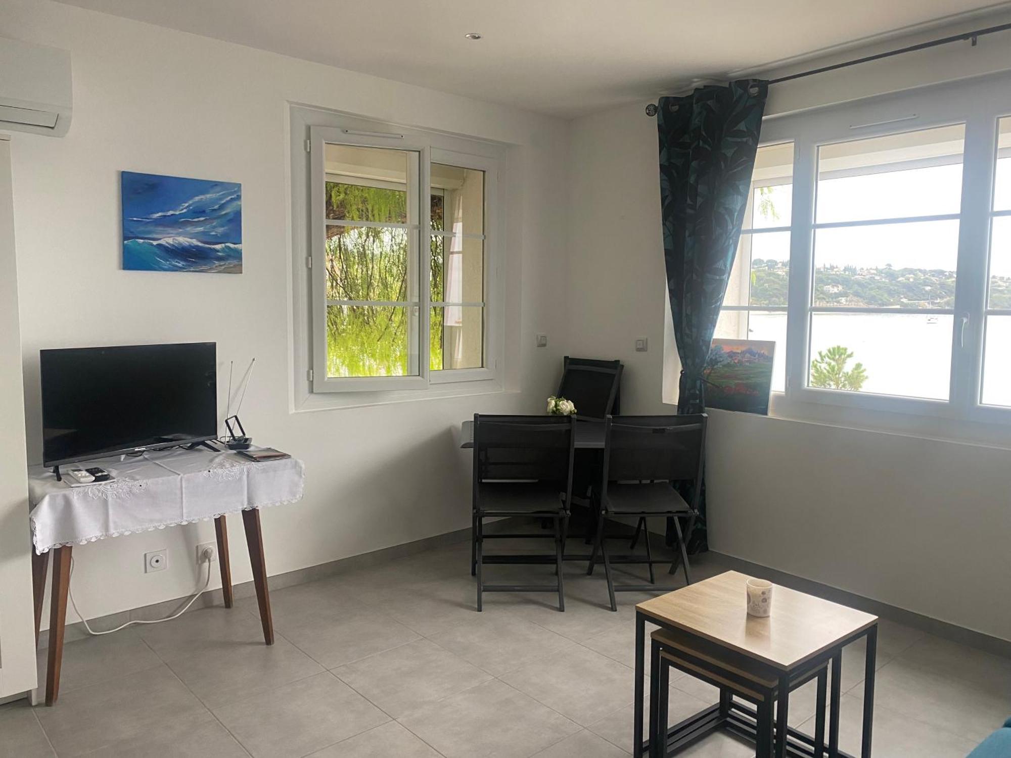 Splendide Studio Miramar Vue Mer Avec Terrasse Бандол Екстериор снимка